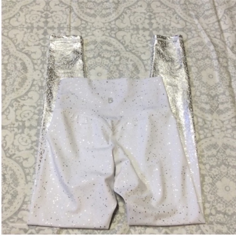 Sparkle Buffbunny Leggings Small